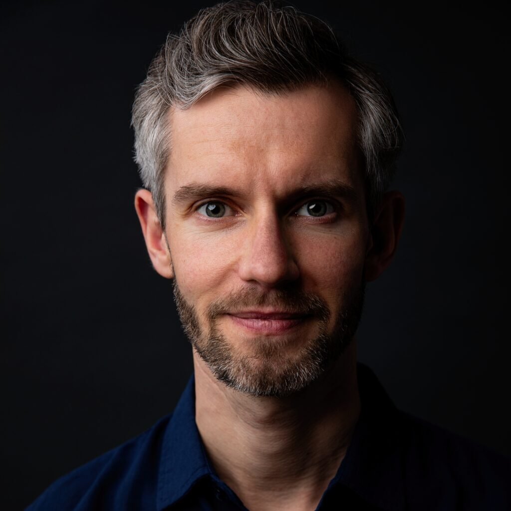 Simon Kahmann